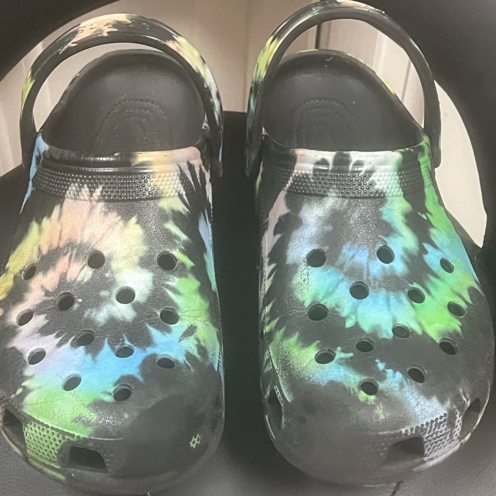 CROCS Black and Green Slip-On Loafers with Ventilation